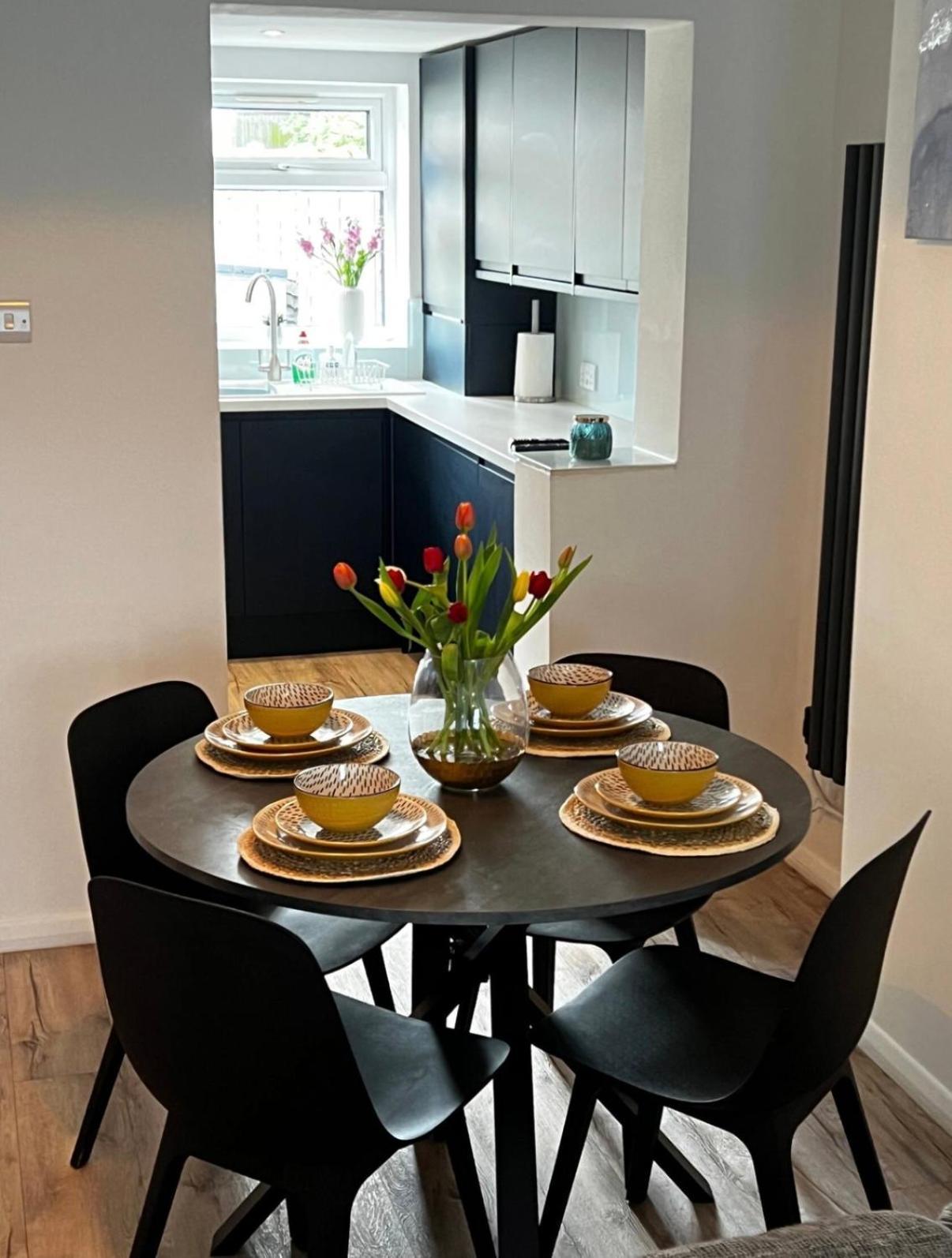 Modern 2 Bed House In Rainham, Kent - Central Location Rainham (Kent) Exterior foto